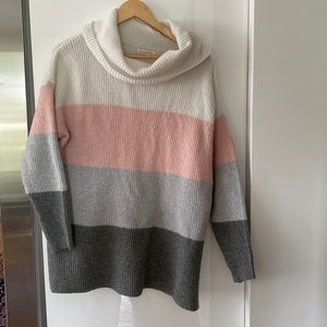 🖤3FOR30! Magnolia Cowl Neck Sweater (larg)